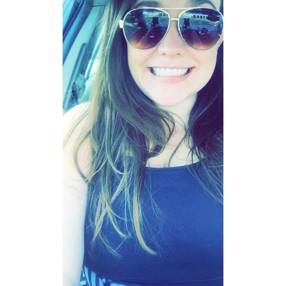 Meet your Posher, Ashlyn